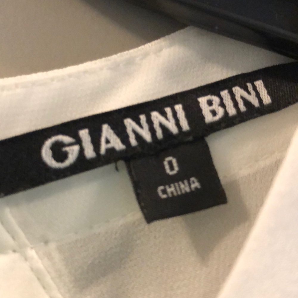 Gianni bini white dress size 0-bridal! - Picture 2 of 3